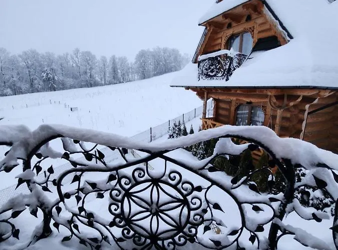 Goralska 2 Highland - Split Ac, Jacuzzi, Sauna, Private Parking, Mountains View, Garden, Domek alpejski