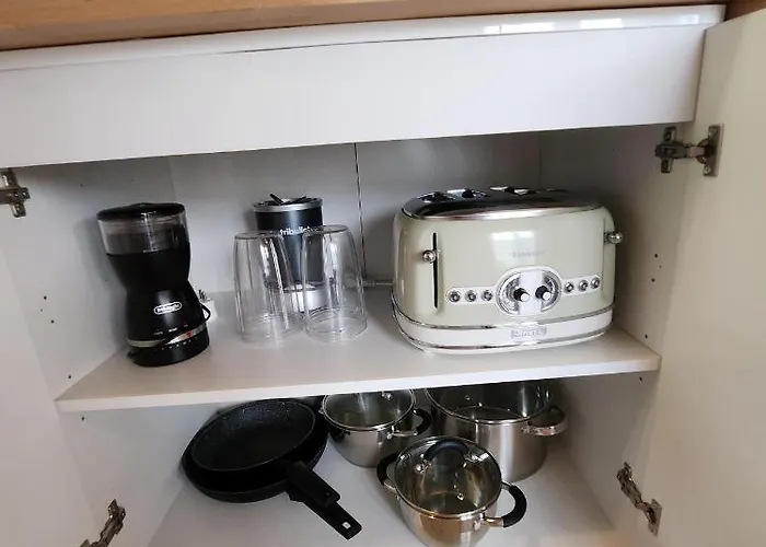 Goralska 2 Highland - Split Ac, Jacuzzi, Sauna, Private Parking, Mountains View, Garden, Domek alpejski *