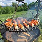 Chalet Goralska 2 Highland - Split Ac, Jacuzzi, Sauna, Private Parking, Mountains View, Garden,