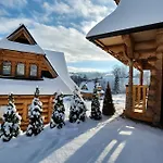 Goralska 2 Highland - Split Ac, Jacuzzi, Sauna, Private Parking, Mountains View, Garden, Chalet Zakopane