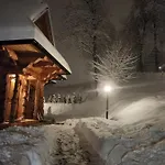 Goralska 2 Highland - Split Ac, Jacuzzi, Sauna, Private Parking, Mountains View, Garden, * Zakopane