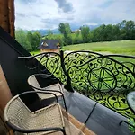 Chalet Góralska 2 Highland - Split Ac, Jacuzzi, Sauna, Private Parking, Mountains View, Garden, Zakopane