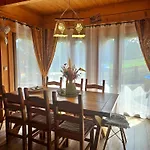 Chalet Goralska 2 Highland - Split Ac, Jacuzzi, Sauna, Private Parking, Mountains View, Garden,