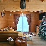 Goralska 2 Highland - Split Ac, Jacuzzi, Sauna, Private Parking, Mountains View, Garden, Chalet