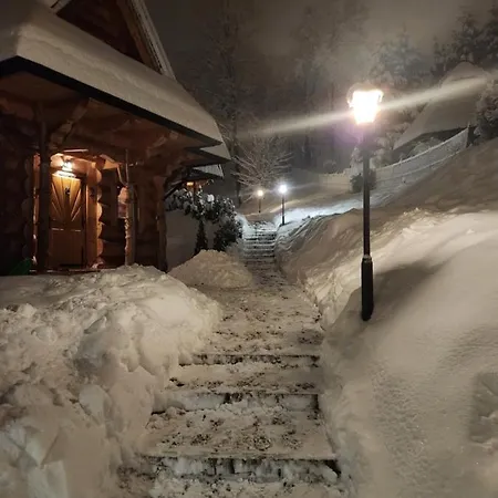 Goralska 2 Highland - Split Ac, Jacuzzi, Sauna, Private Parking, Mountains View, Garden, 木屋 扎科帕内