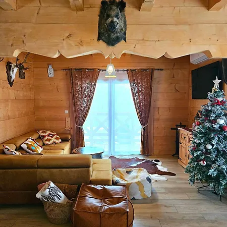 Goralska 2 Highland - Split Ac, Jacuzzi, Sauna, Private Parking, Mountains View, Garden, 木屋