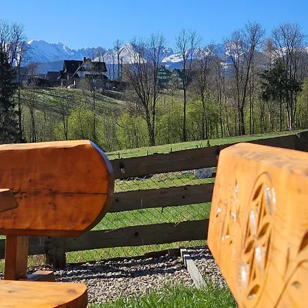 Goralska 2 Highland - Split Ac, Jacuzzi, Sauna, Private Parking, Mountains View, Garden, בקתה