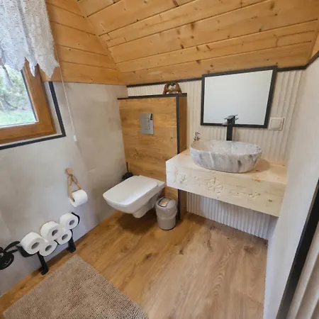 Goralska 2 Highland - Split Ac, Jacuzzi, Sauna, Private Parking, Mountains View, Garden, Domek alpejski Zakopane