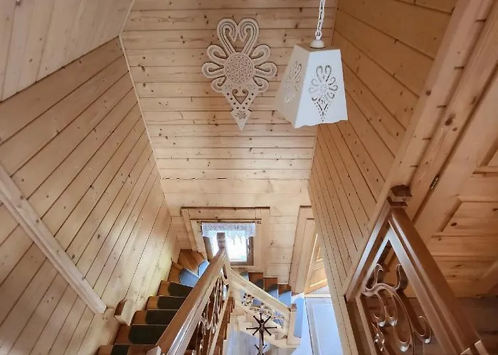 Goralska 2 Highland - Split Ac, Jacuzzi, Sauna, Private Parking, Mountains View, Garden, Alpehytte Zakopane