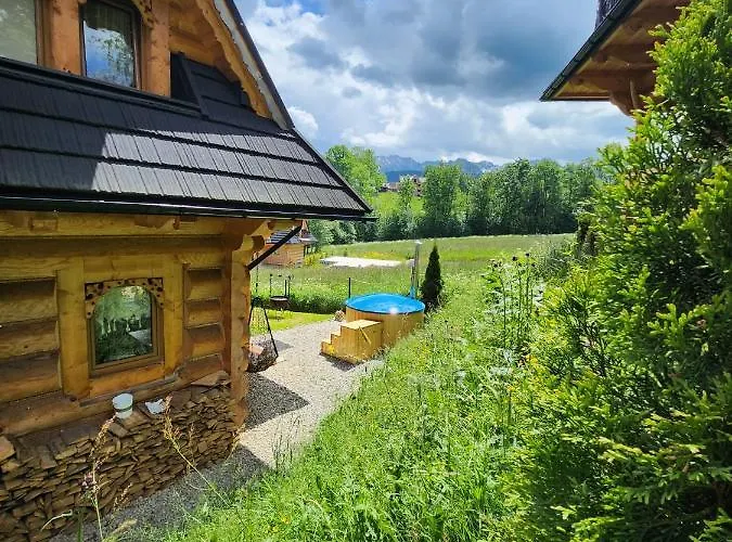 Alpehytte Goralska 2 Highland - Split Ac, Jacuzzi, Sauna, Private Parking, Mountains View, Garden, Zakopane